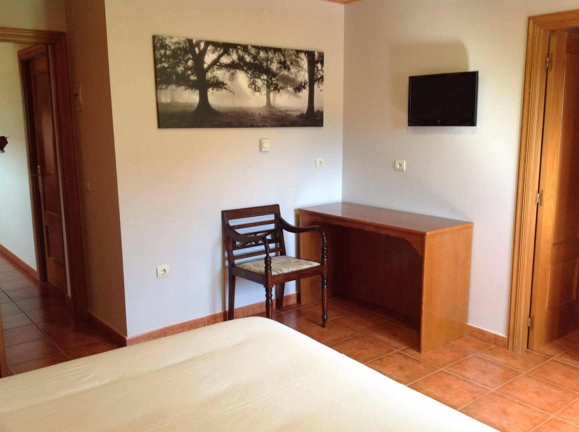 Alojamiento En Entorno Rural Los Trobos Villar de Otero 外观 照片